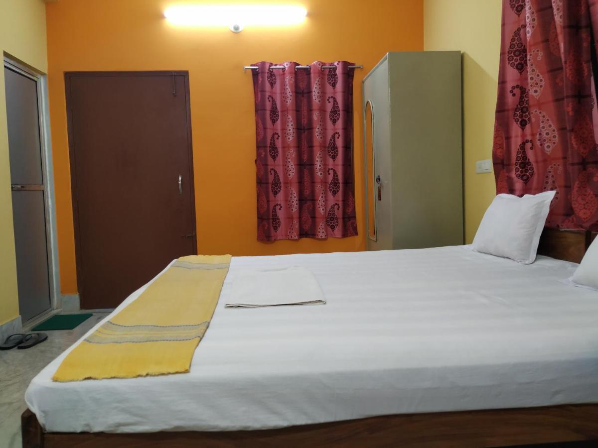 Bhalobasa Anandabas Hotel Bolpur Exterior photo